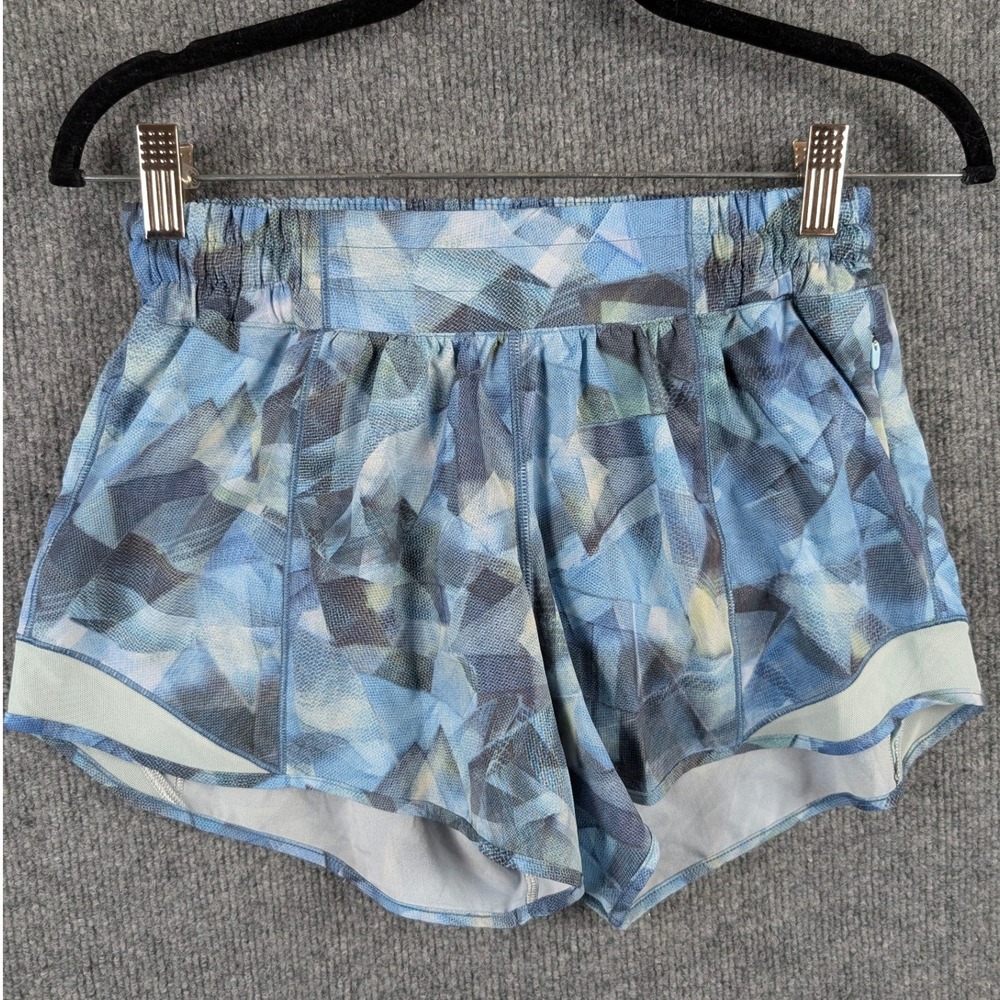 Lululemon Tracker Short V 4 Blue Geometric Prism Print Running Shorts Sz 6 Tall